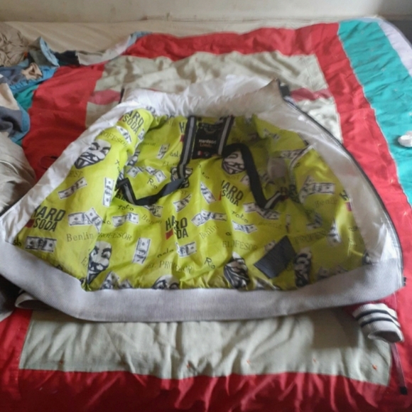 Jacket - Picture 4 of 4